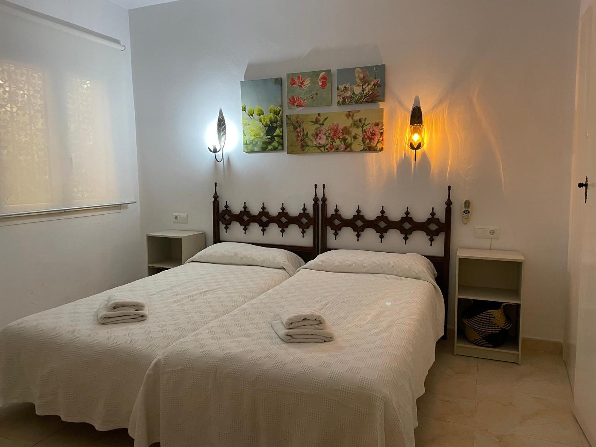 Apartamentos La Roca Rentals 토레몰리노스 외부 사진